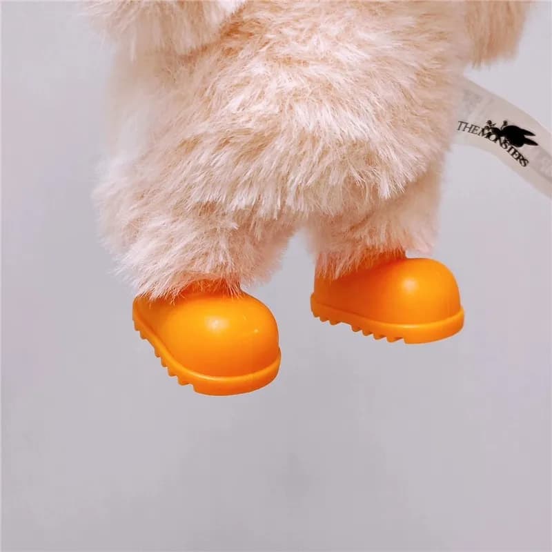 zapatos labubu naranja