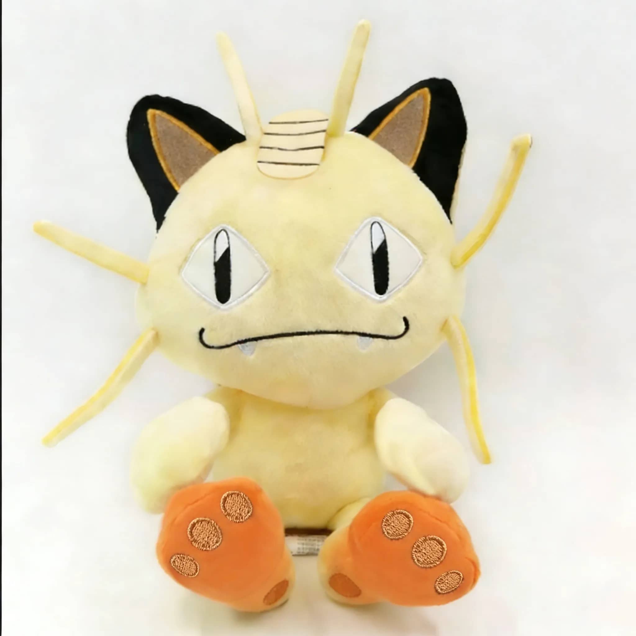 Peluche Meowth Pokémon - Suave y adorable